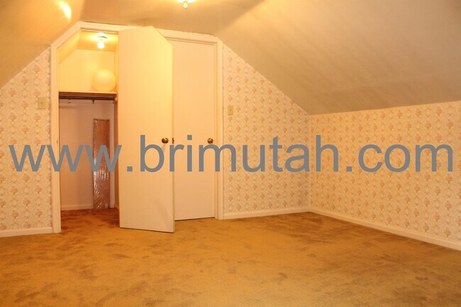 Building Photo - 4192 S Holloway Dr