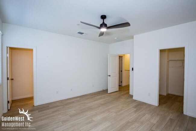 Building Photo - Newly built 3Bdm 2.5Ba Townhome in Summerlin!