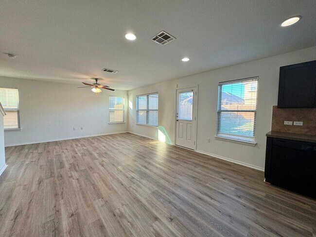 Building Photo - 15206 Walcott Dr