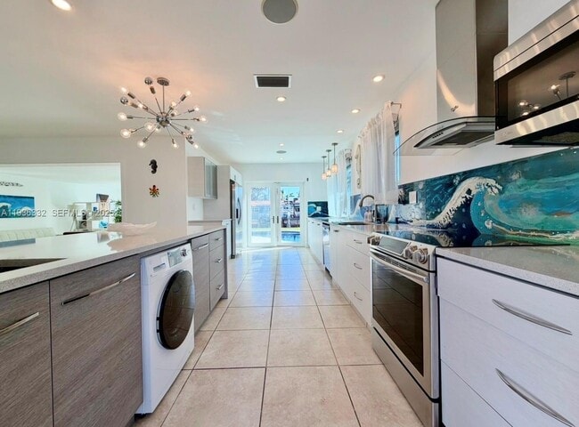 Building Photo - 806 Argonaut Is