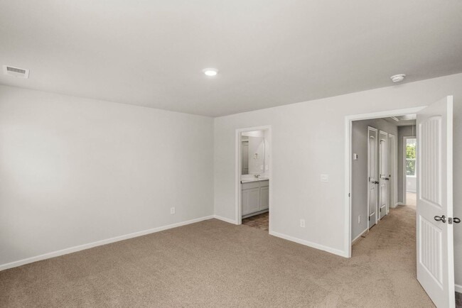 Building Photo - 2985 Mallard Dr