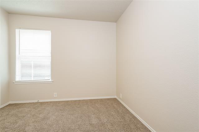 Building Photo - 111 Oakhurst Dr