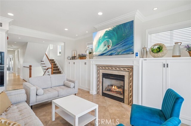 Building Photo - 6111 Seashore Dr