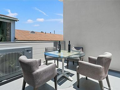 Building Photo - 603 Iris Ave