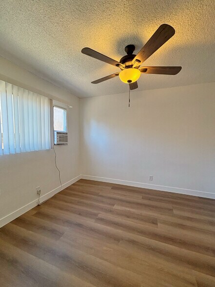 Building Photo - 9361 Cellini Ave