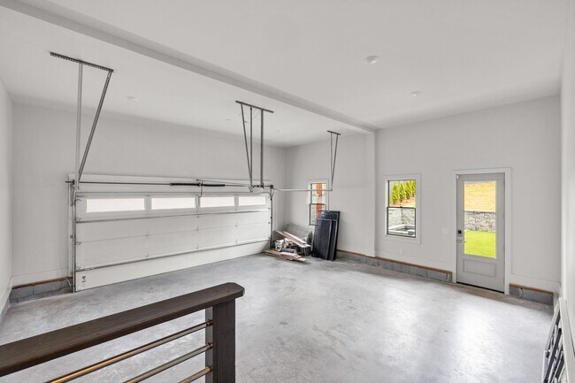 Building Photo - 601 S 9th St