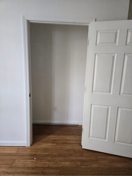 Building Photo - 316 Summer Ave