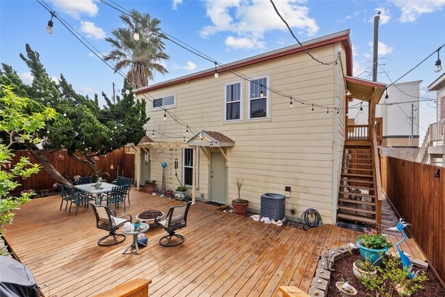 Building Photo - 1725 Avenue O