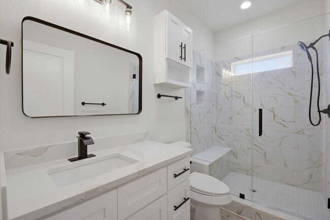 Building Photo - 3320 Francis St