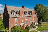 Building Photo - 195 Van Rensselaer Blvd