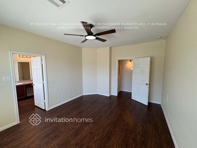 Building Photo - 13529 Raintree Dr