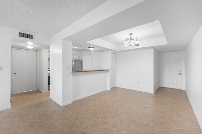 Building Photo - 900 Scotia Dr