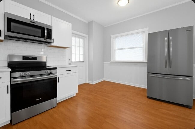 Building Photo - 342-344 East Morrill Avenue