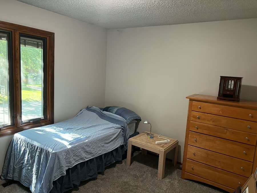 Building Photo - 200 Arrowhead Dr