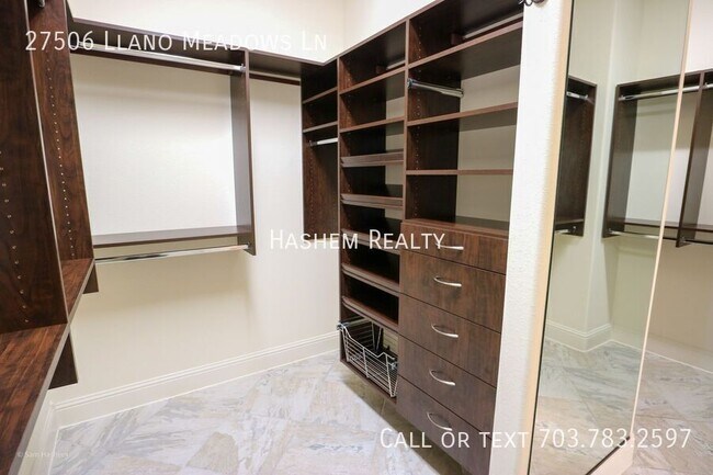 Building Photo - 27506 Llano Meadows Ln