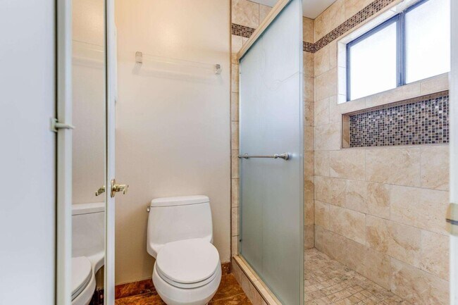 Building Photo - 12091 Atrium Dr