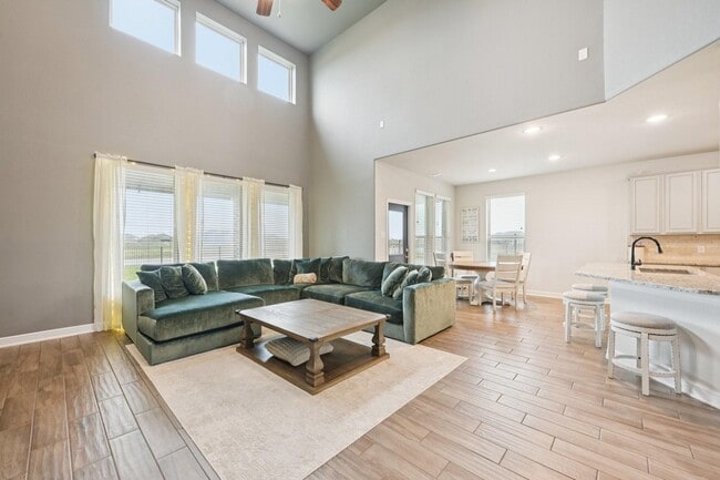 Building Photo - 2406 Harborwood Ct