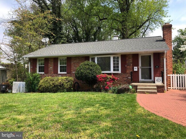 Building Photo - 545 Beall Ave