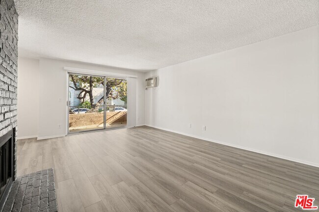 Building Photo - 1457 Butler Ave