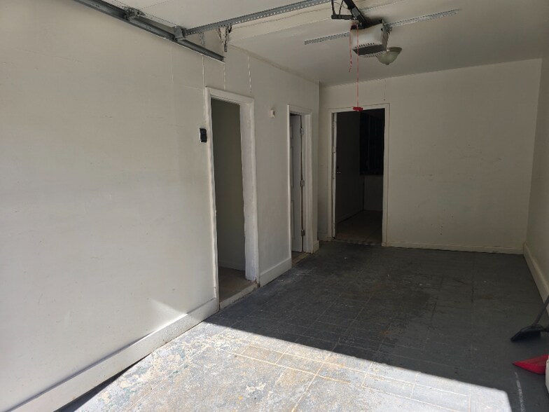 Building Photo - 171 Cambridge Ave