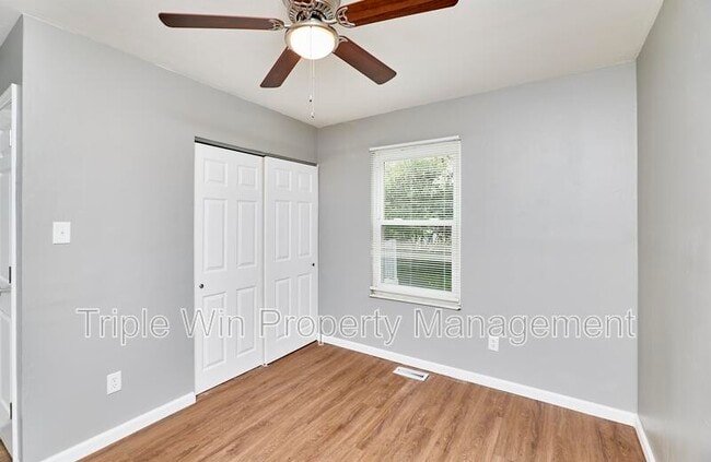 Building Photo - 1661 Rishon Hill Dr