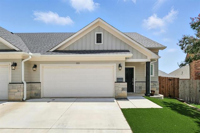 Building Photo - 212 Wayside Ct
