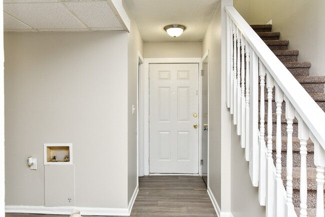 Entry Way - Charlestown