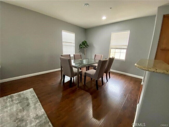 Building Photo - 143 Sanctuary