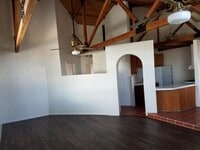 Building Photo - 526-528 10th Street