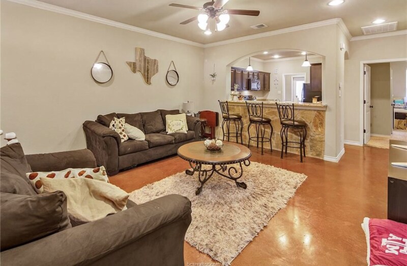 Building Photo - 3207 Papa Bear Dr