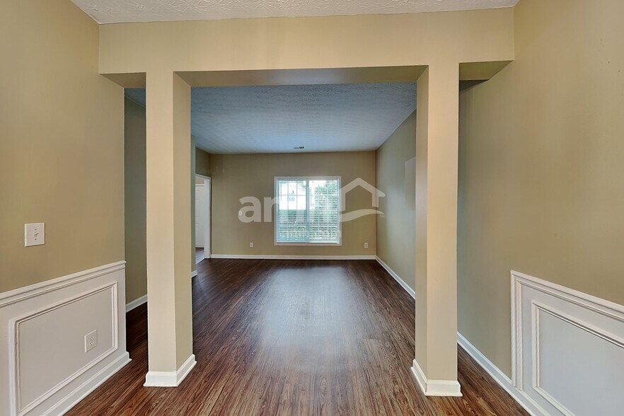 Building Photo - 1158 Low Water Way