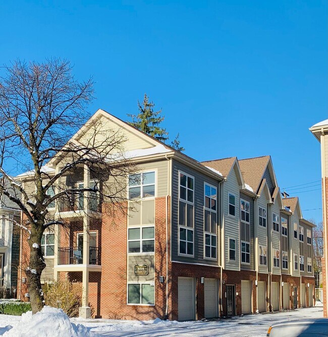 Building Photo - 305 West Utica 2B/2B & Secure Parking Garage In the Heart of the Elmwood Village