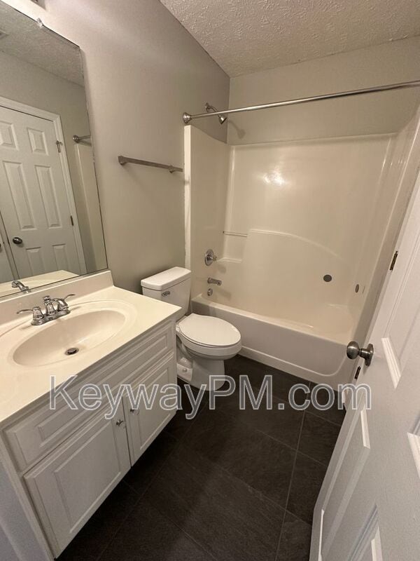 Building Photo - 59 Leigh Pl