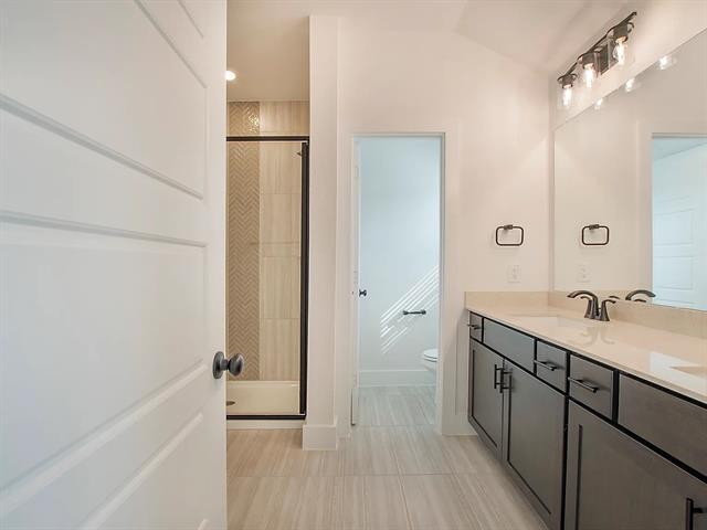 Building Photo - 1308 Eureka Spgs St