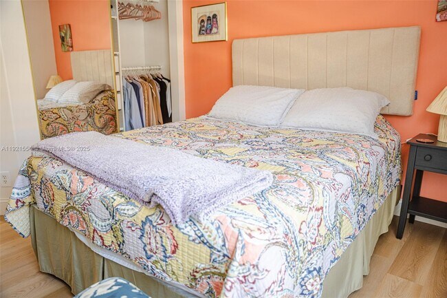 Building Photo - 20875 NW 20th St