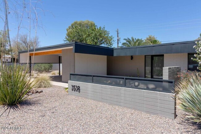 Building Photo - 3538 E Gold Dust Ave