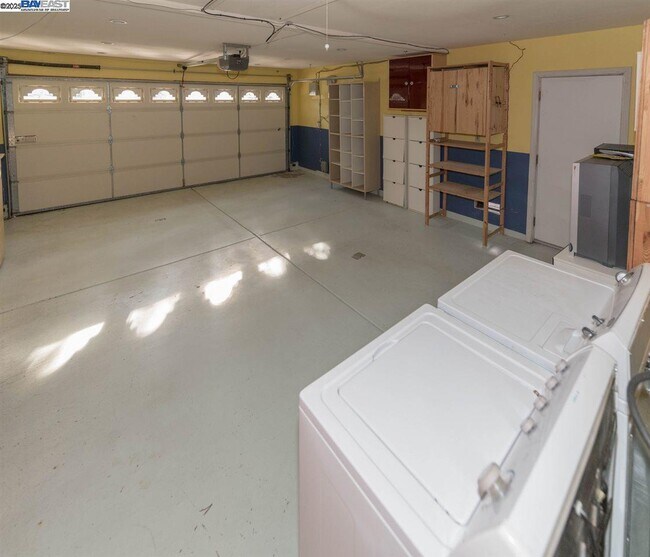 Building Photo - 39610 Benavente Ave