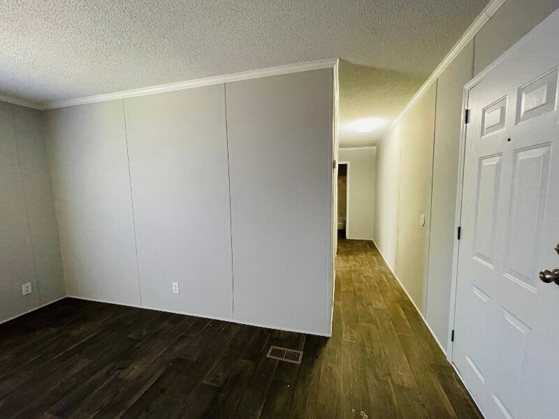 Building Photo - 33230 Walker North Rd