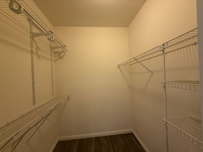 Building Photo - Renovated 2 Bedroom in Summerlin