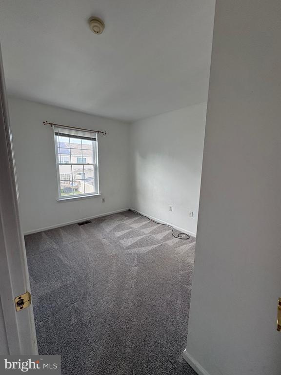Building Photo - 384 Braddock Rd