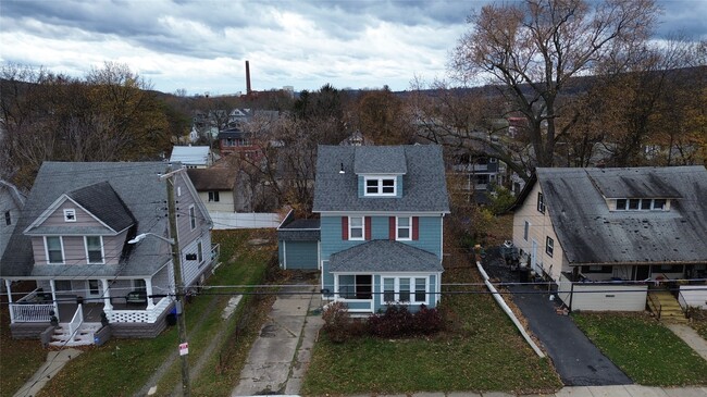 Building Photo - 50 Crocker Ave