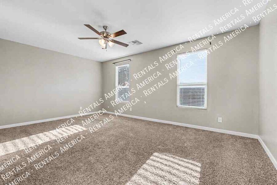 Building Photo - 17028 N Palo Verde St