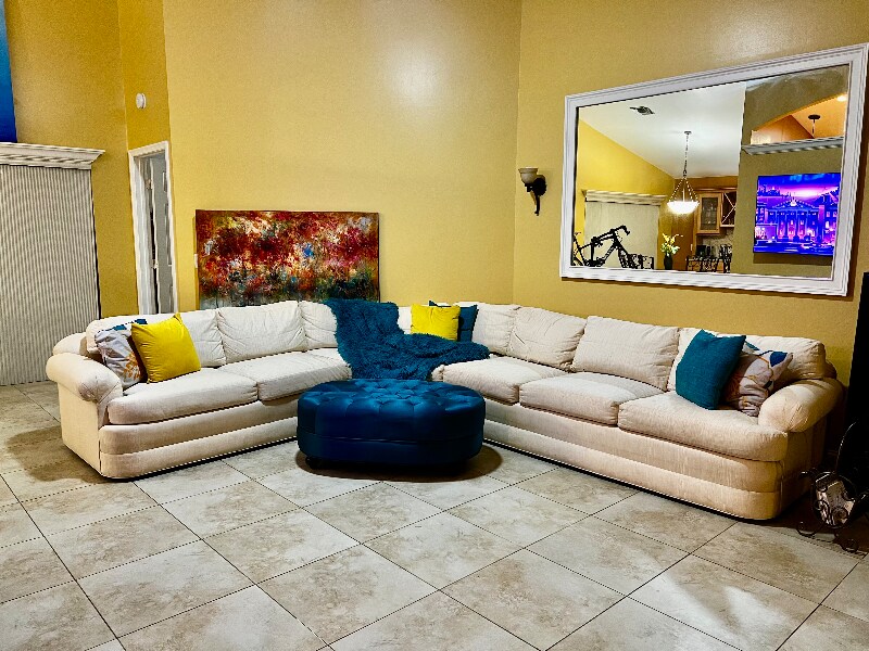 Building Photo - 190 Temple Ave