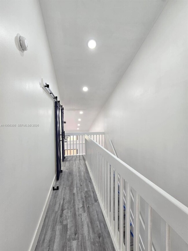 Building Photo - 1120 Parkside Green Dr