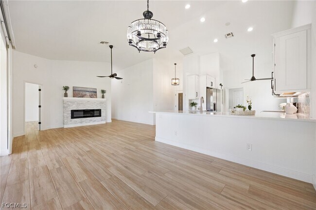 Building Photo - 12881 Kelly Bay Ct