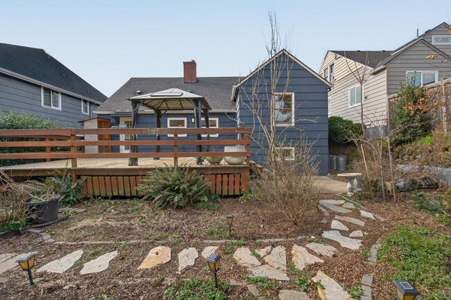Building Photo - Vintage 3-bdrm/1-bdrm Alameda charmer—Many updates, large yard w/deck & raised beds