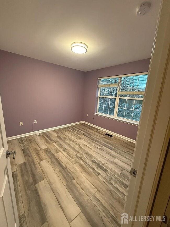 Building Photo - 8 Andrews Way