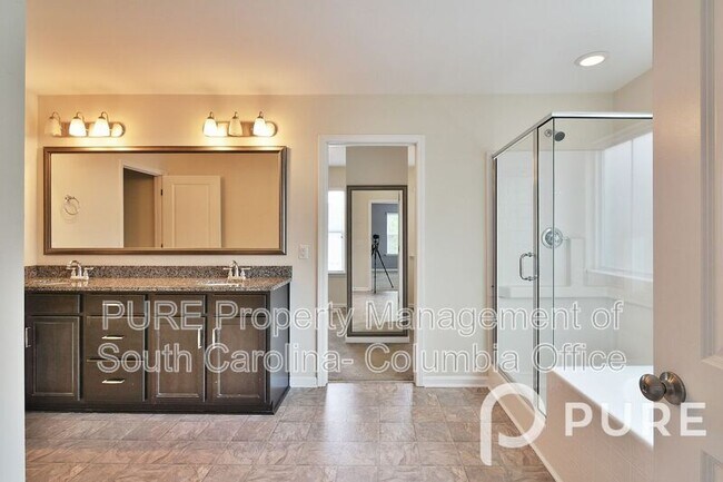 Building Photo - 433 Drooping Leaf Rd