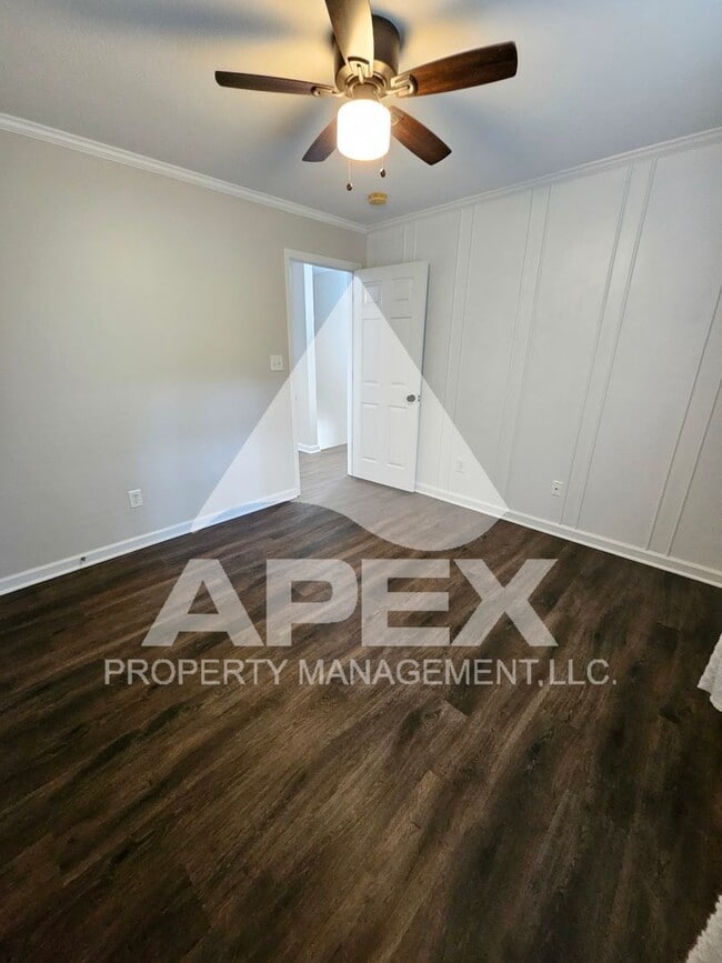 Building Photo - 5826 Wall Flower Ln