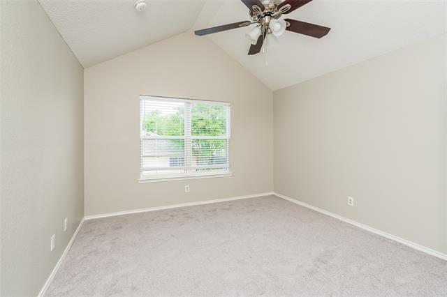 Building Photo - 930 Boxwood Dr